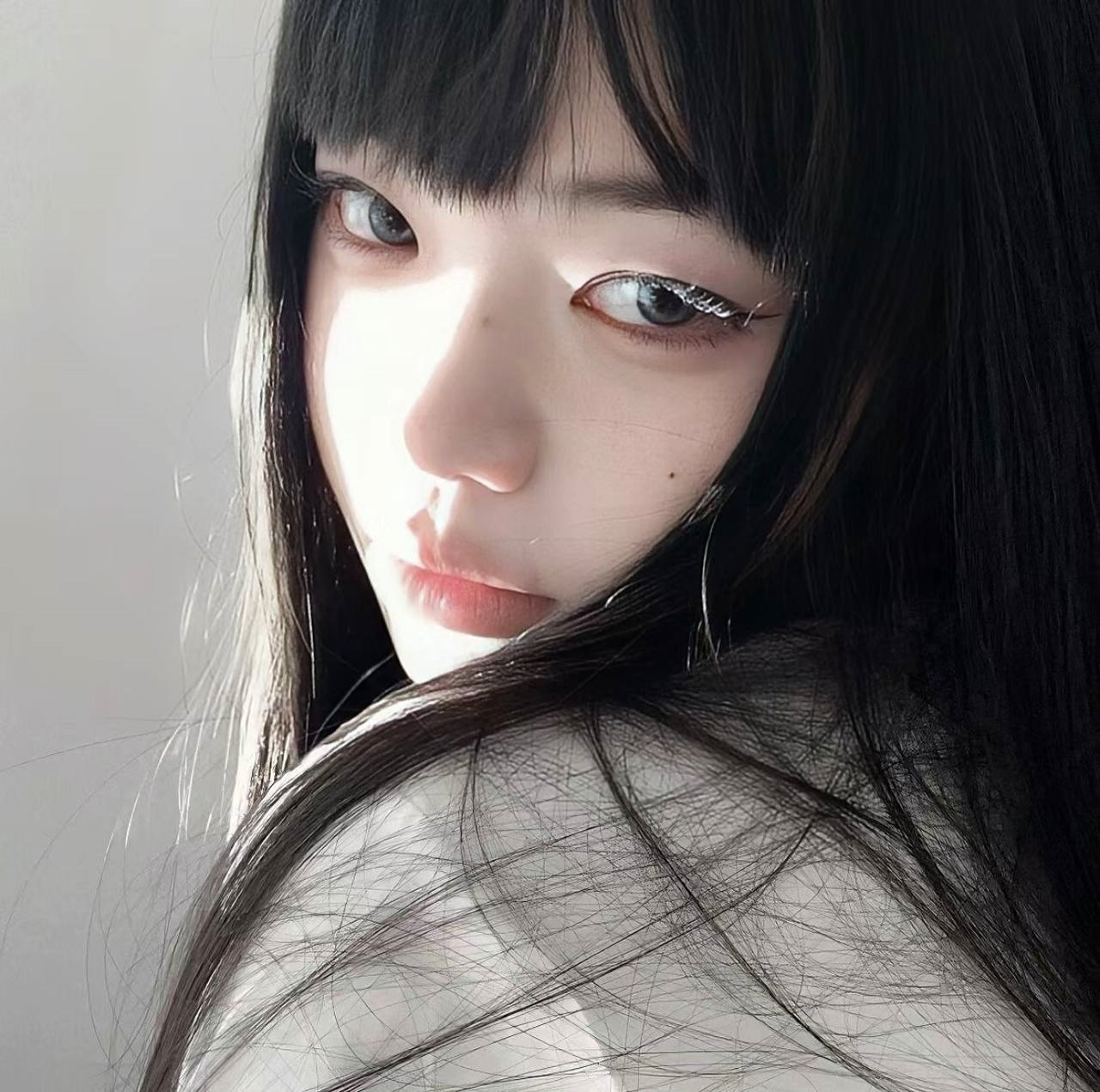 抖音举报直播，当我们在抖音按下举报键时，一种隐形的网络洁净力